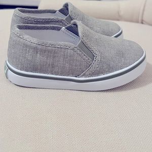 Janie and Jack Toddler boys Grey linen slip on sneaker - size 6